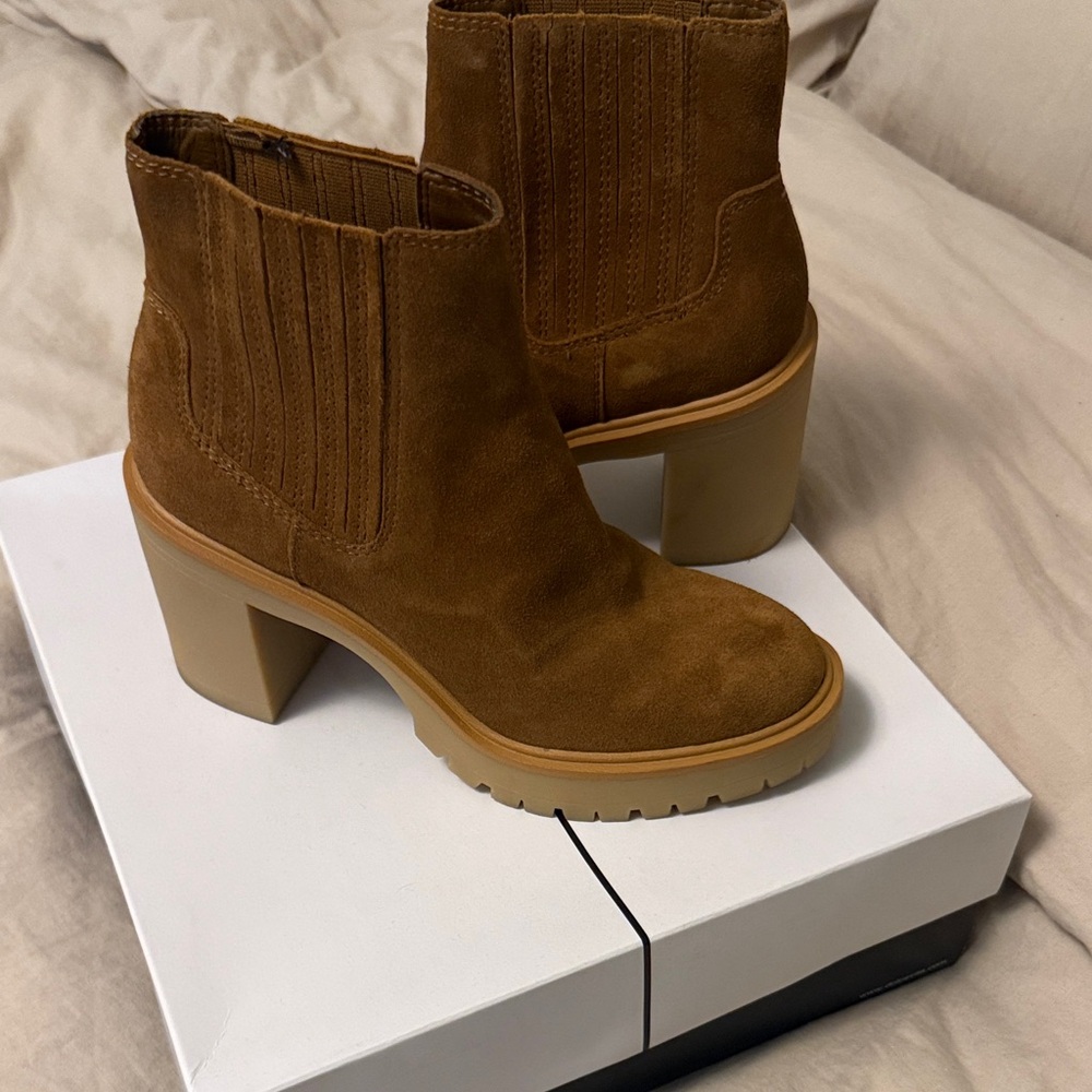 DOLCE VITA Camel Suede Ankle Boots